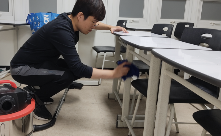  깨끗한 아침을 열어드리는 정기청소 전문업체 쓱싹의 다짐