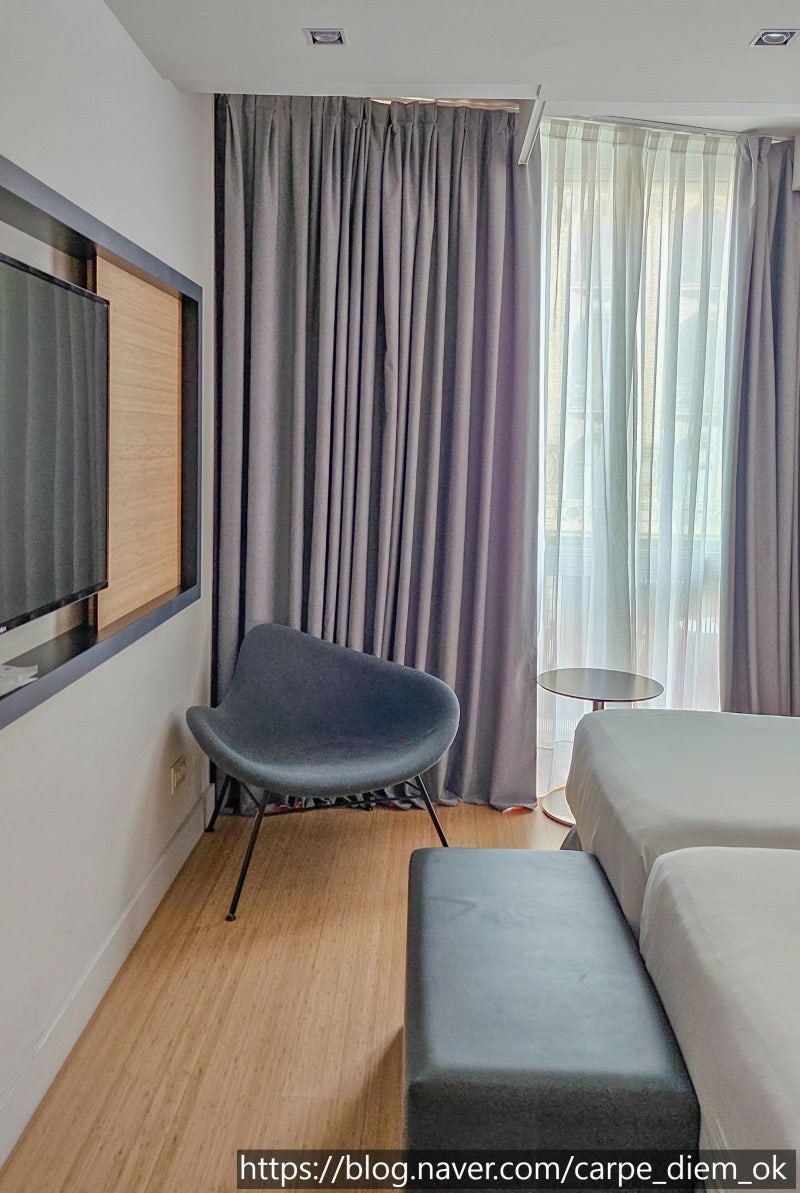 스페인숙소] 바르셀로나 카탈루냐 광장 근처 숙소 추천 (호텔 엑세플라자카탈루냐, 에어비앤비 스위트인) : 네이버 블로그