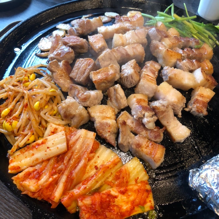  인천 옥련동 맛집 무쇠고기 송도역점 삼겹살 물냉면 존맛탱