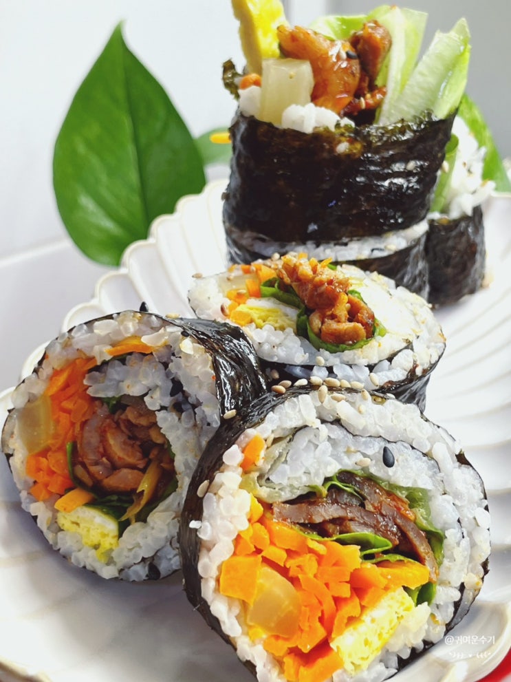  제육김밥만들기 맛있는 김밥예쁘게싸는법 제육볶음쌈 김밥 마는방법