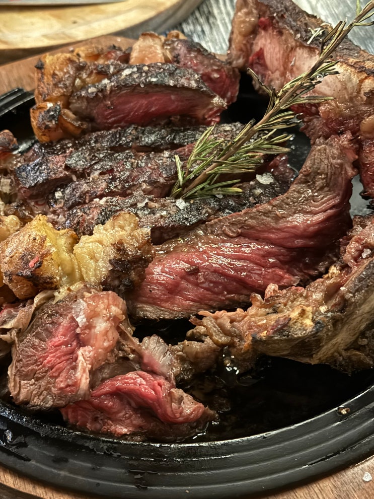  그라나다에서 마요르카 부엘링항공, 팔마 숙소와 맛집 추천 Fil Suites