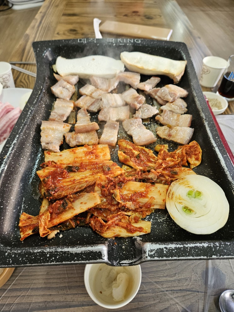  전북 남원 지리산 두툼한 식감좋은 지리산 흑돼지 삼겹살 맛집  유미네 식당