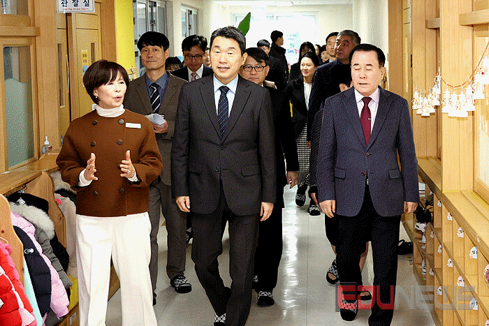 이주호 <b>부총리</b>, “내년에 지자체의 보육업무가 교육청으로... 
