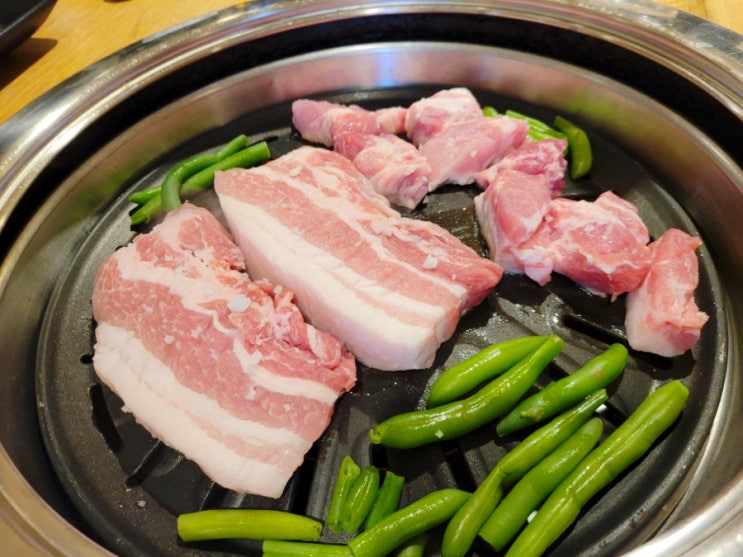  강남 고속터미널 맛집 온유월식당 feat 스타벅스 푸른용 얼그레이 쉬폰케이크