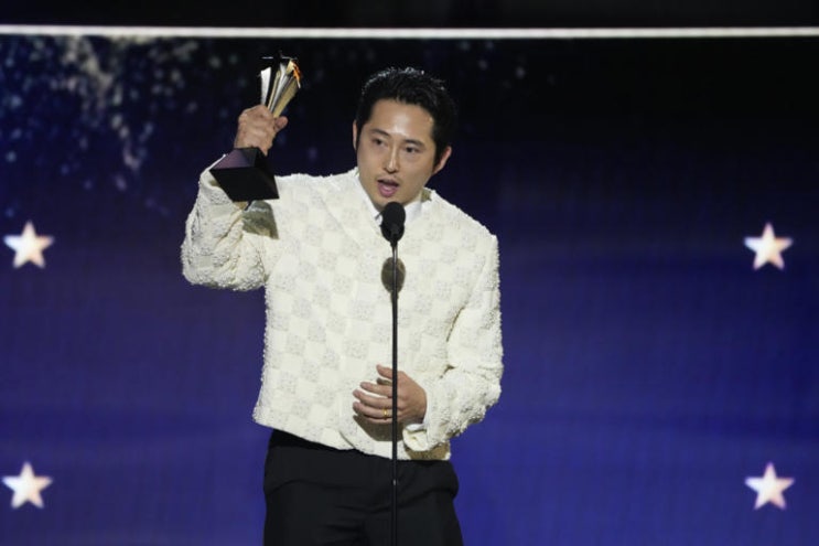 ‘성난 사람들’ 美 <b>에미상 8관왕</b>…작품상, 감독상... 