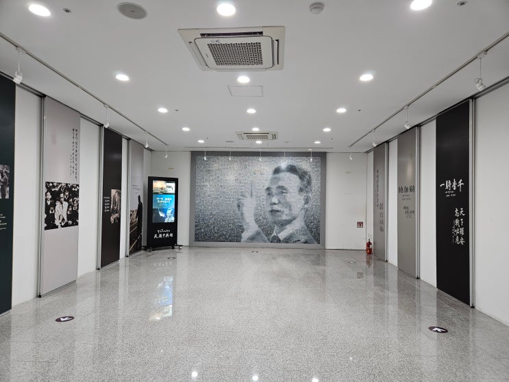 경상북도 구미여행 (박정희 전 대통령의 업적을 기념하는 "민족중흥관") 경상북도 구미여행 (박정희 전 대통령의 업적을 기념하는 "민족중흥관")