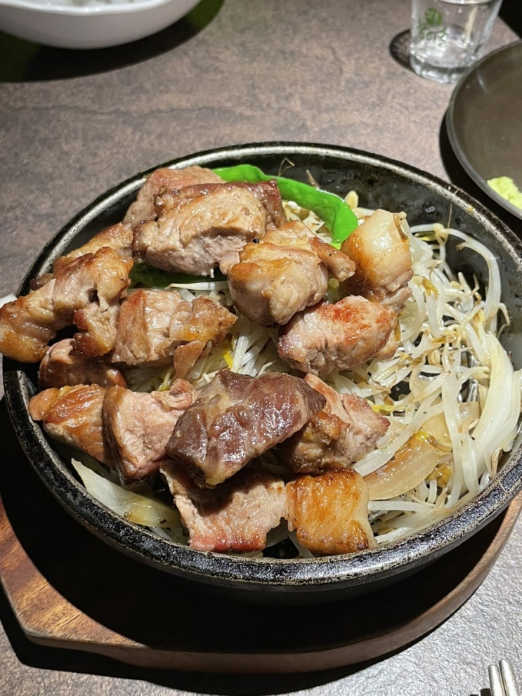  압구정로데오 맛집 미래회관 숙성 돼지고기집!