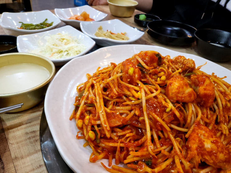 부평시장역 맛집 [아구그림 본점] 순살아구찜 아구전문점 양념 완전 맛있당