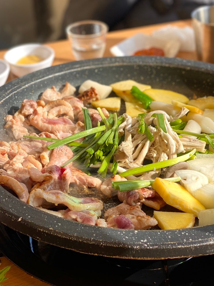  홍은동 명지대 가족/부모님이랑 외식 하기좋은, 명지장수오리