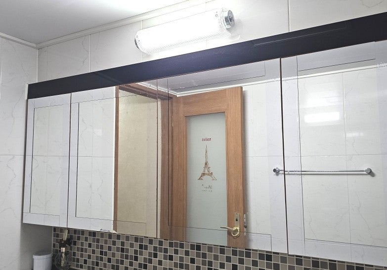 욕실거울리폼 DIY 거울테두리 녹 거울시트지 반사필름으로 해결