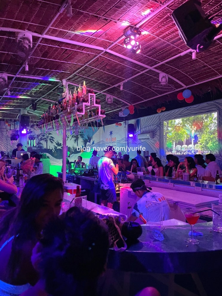  [필리핀] 모알보알 술집 핫플 추천 후기 (칠리바, ISLA BAR, 블루망고바, 스무스카페)