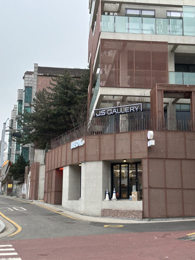  홍대 이터널로그 평일 웨이팅 꿀팁 후기: Eternalog 유럽 감성 아날로그 포토부스 추천