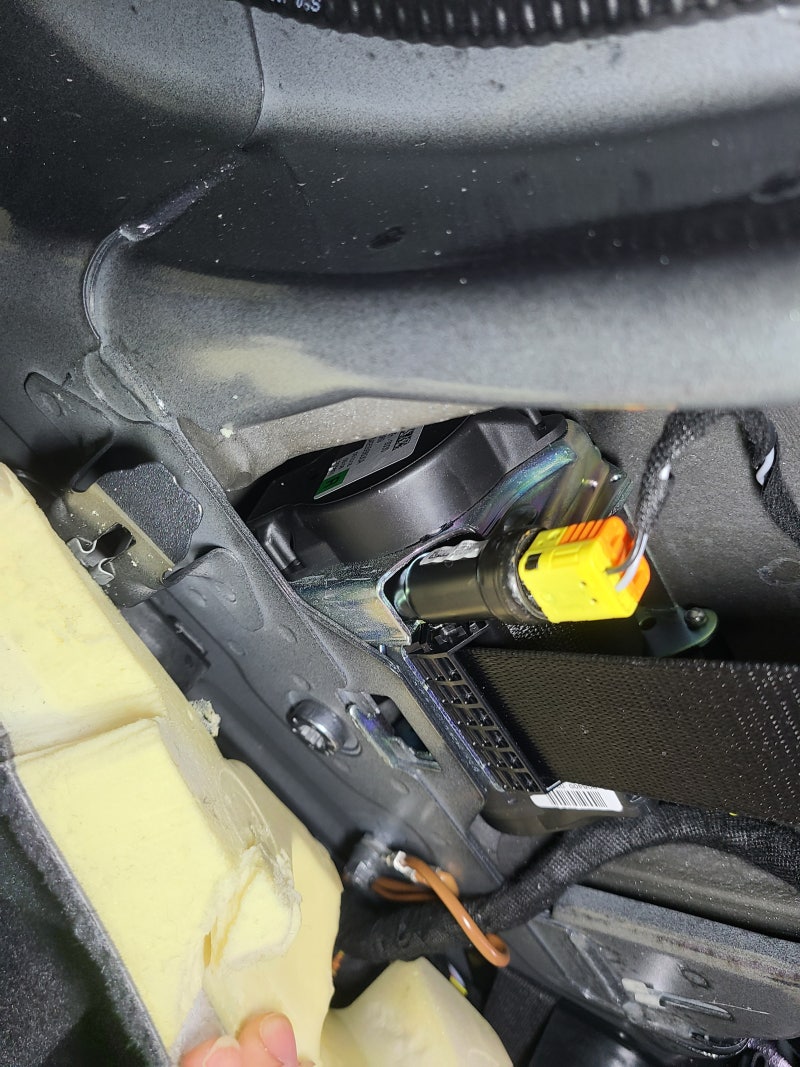 포르쉐 안전벨트 교체방법 컬러안전벨트 부족한 옵션 채우기