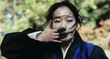 파묘' <b>최민식</b> "<b>김고은</b> 굿 연기 최고…투잡뛸까봐 겁나더라"