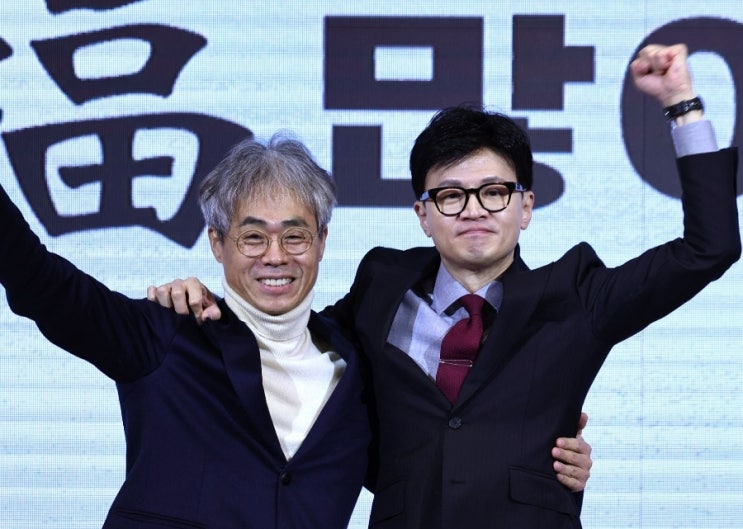 <b>정청래</b>, 이번 총선에서 <b>김경율</b>과 한판 붙어야 하겠네. 한동훈의... 