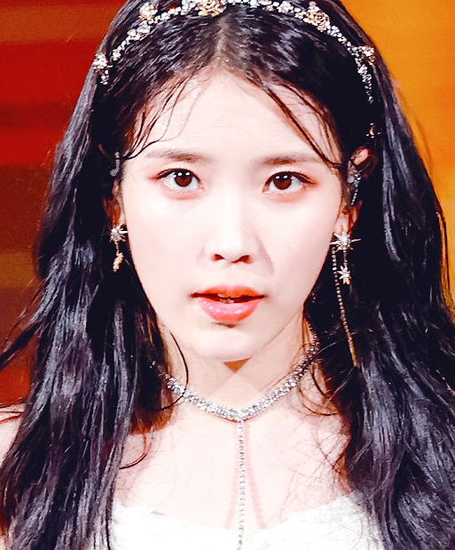 240117 <b>아이유</b> 2024 콘서트 HER <b>월드투어</b> 개최, 3월 12개국 18개... 