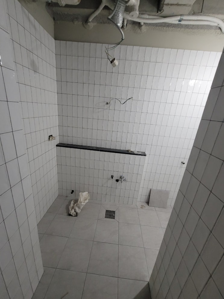 서울시 종로구 사직동 풍림스페이스본 오피스텔 욕실 3개 호실 도기설치 작업 입니다.