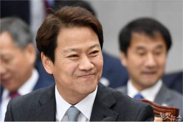 <b>임종석</b> "'운동권 청산' 한다는 <b>한동훈</b>, 동시대 선후배에게... 