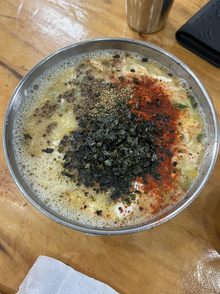  전주한옥마을 노포 맛집 베테랑칼국수 본점 고기만두 추천