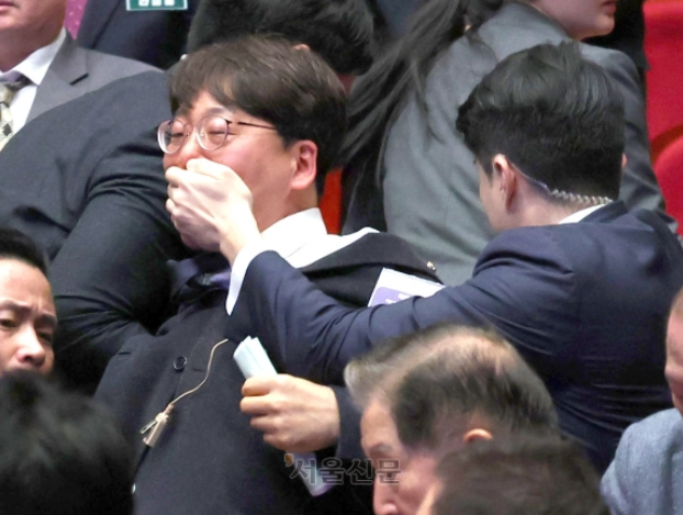 <b>전북특별자치도</b> 출범식 진보당 강성희 의원 끌려나간 사건