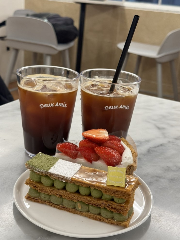 [신사 | 듀자미] 디저트가 맛있는 가로수길 카페