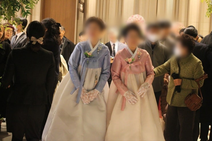  결혼식 혼주한복 대여 진주 잔칫날