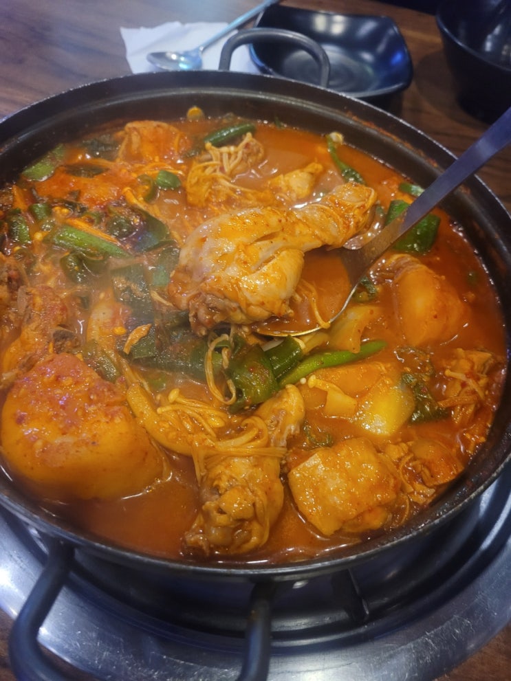 영통 닭볶음탕 맛집 신닭발 재방문의사 200% 친구와 식사 영통 닭볶음탕 맛집 신닭발 재방문의사 200% 친구와 식사