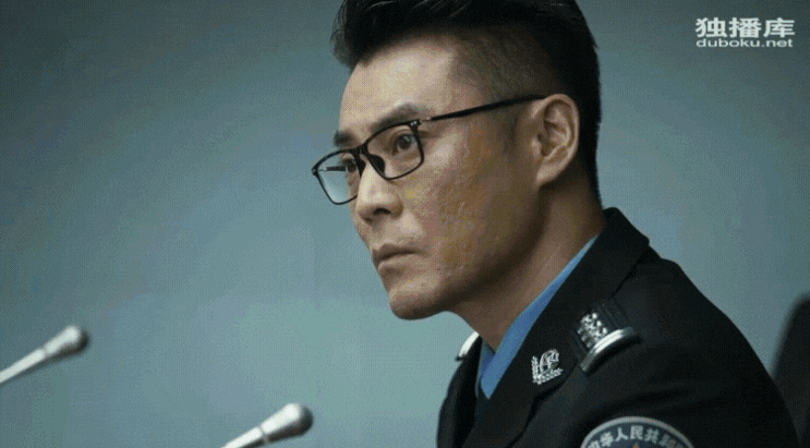  <중드 파빙행동-29화 아니 이봐요 리웨이민국장을 왜잡아가냐고요 마약범한테 공산당기구가 휘둘리믄 어쩌자는게냐李维民被纪委带走Sada真的无可奈何！  >