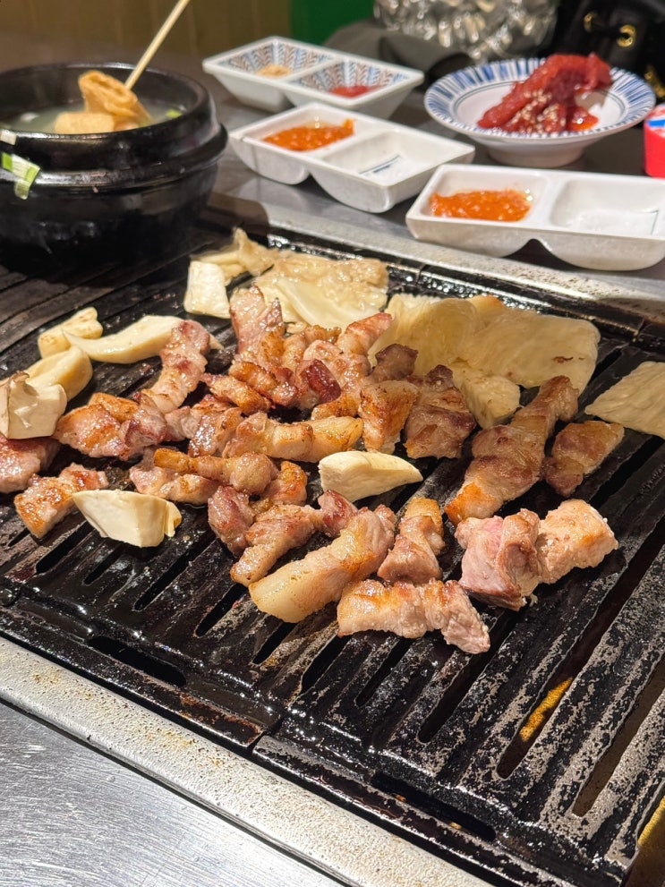  대전 괴정동 촌놈들 연탄구이 여기는 찐 고기 맛집