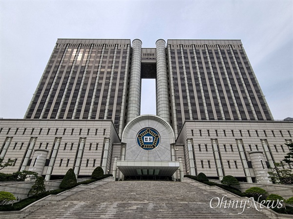 <b>이재명</b> 공직<b>선거법</b> 재판에서 마주한 이례적 상황