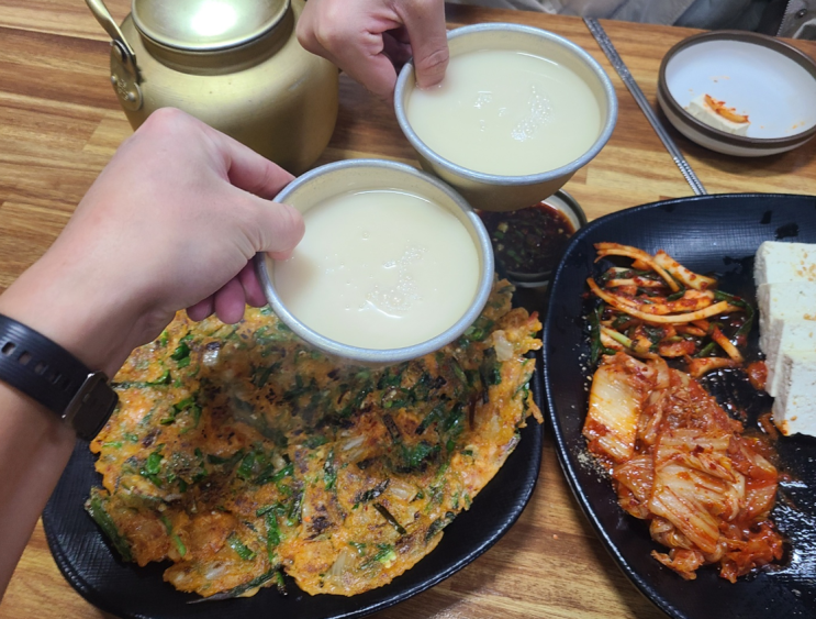  창원호계 노포 맛집 명동식당 후기