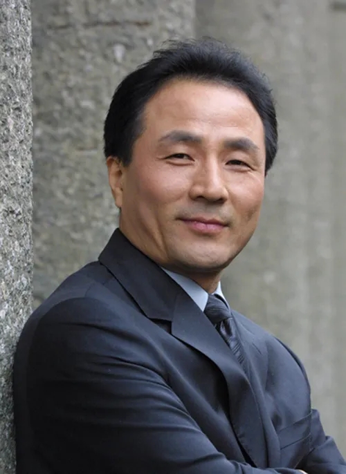 배우 출신 김명곤 전 문화관광부 <b>장관</b> <b>강제추행</b> <b>혐의</b>로 기소