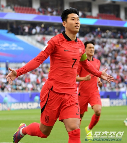 김민재 <b>설영우</b>  <b>황인범</b> 정승현 이기제 박용우 이재성 조현우... 