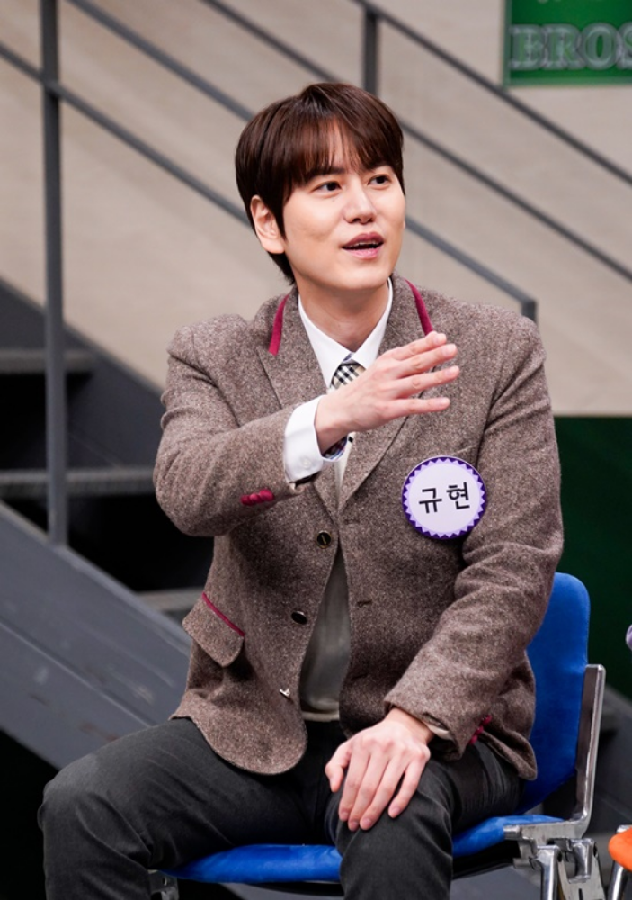 아는형님 <b>규현</b> 립싱크 무대 <b>싱어게인</b> 심사위원 자격 논란