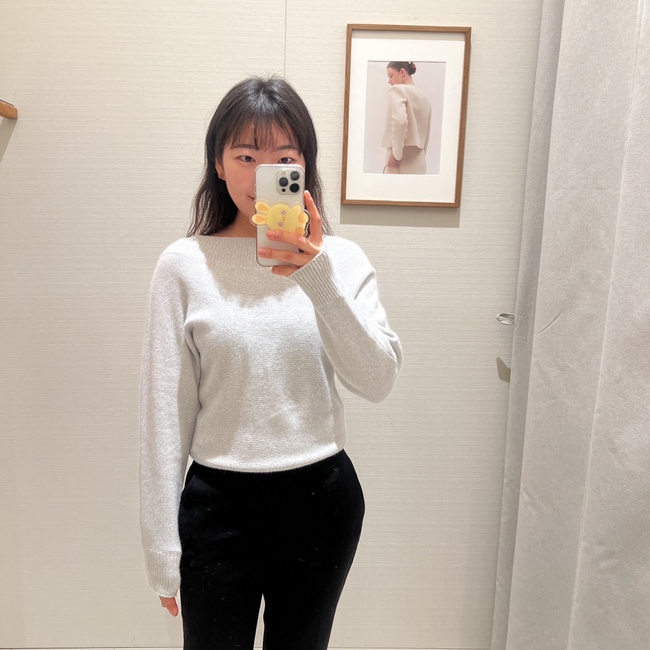 Sie 시에 B grade Sale 플러피 라쿤 보트넥 스웨터와 헤이즈 하프 슬리브 니트 입어봤어요