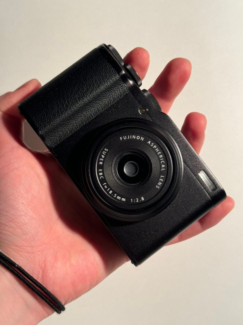 FUJIFILM XF10 후지필름 XF10 • 후지 하이엔드 똑딱이 디카 중고구매 후기