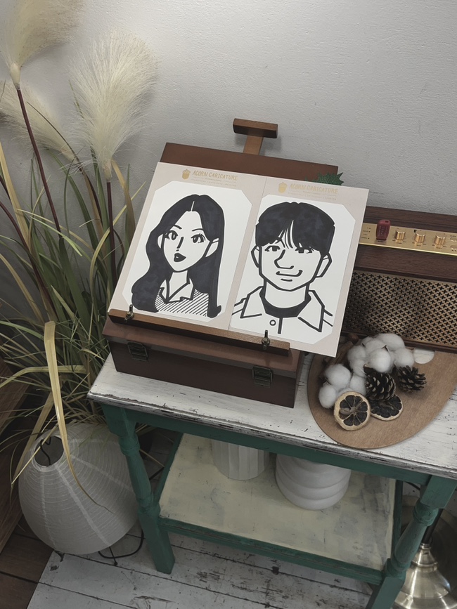  [수원] 행궁동 데이트 1분만에 그리는 도토리 캐리커쳐
