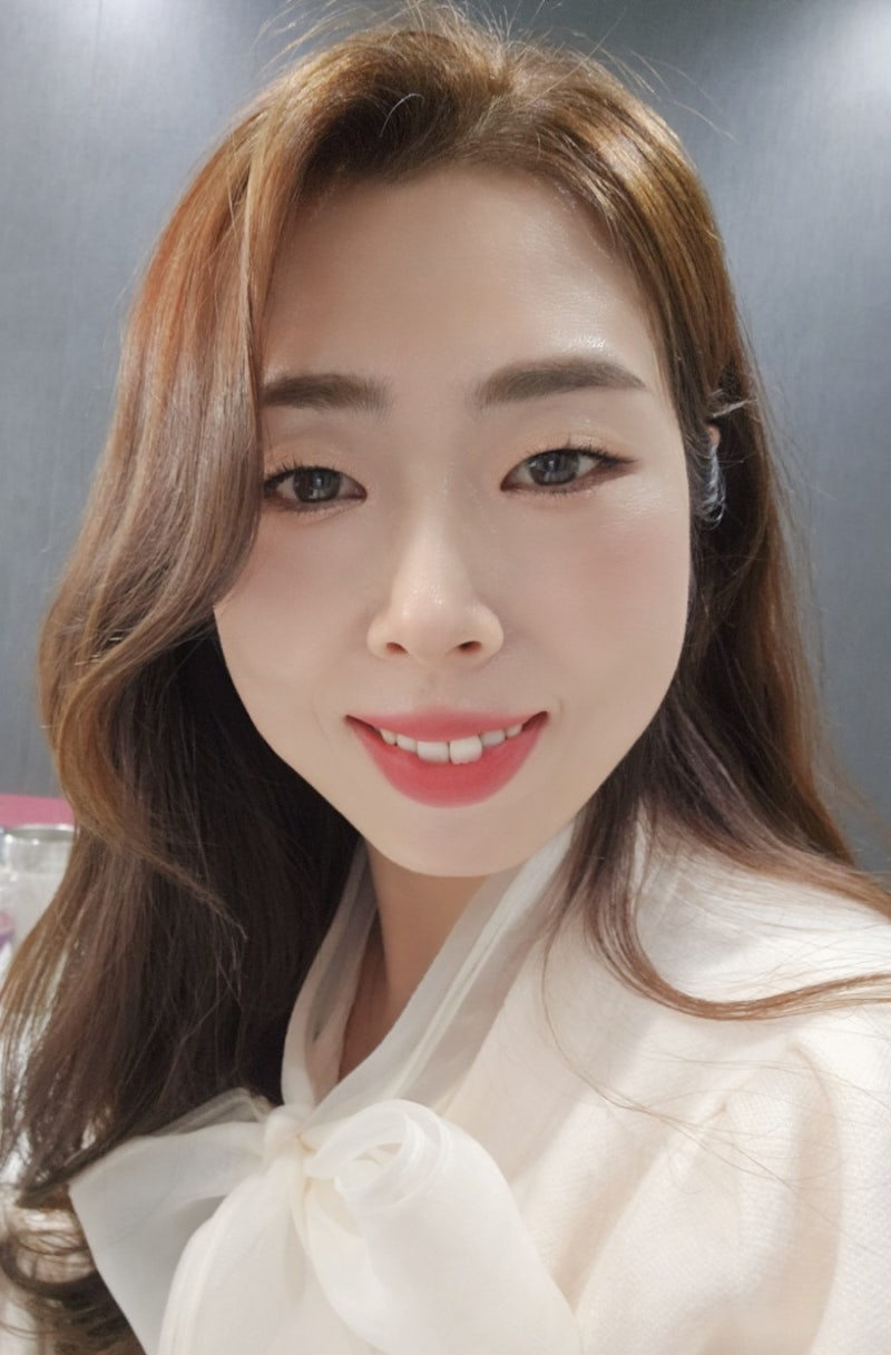 Azazie Tater Junior Formal A라인 주름진 쉬폰 플로어 길이 드레스 | Azazie, image size:800x1217