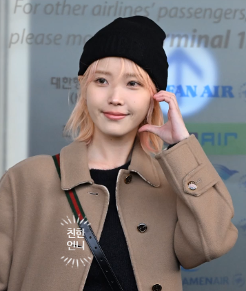  중단발 레이어드컷 여자 연예인 헤어스타일 모음 주의사항