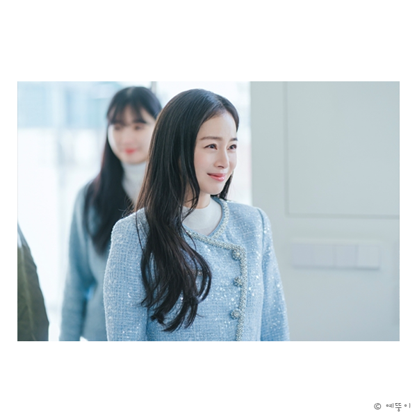 <b>웰컴투 삼달리</b> <b>김태희</b> 트위드자켓 투피스 셀프포트레이트 꺼... 