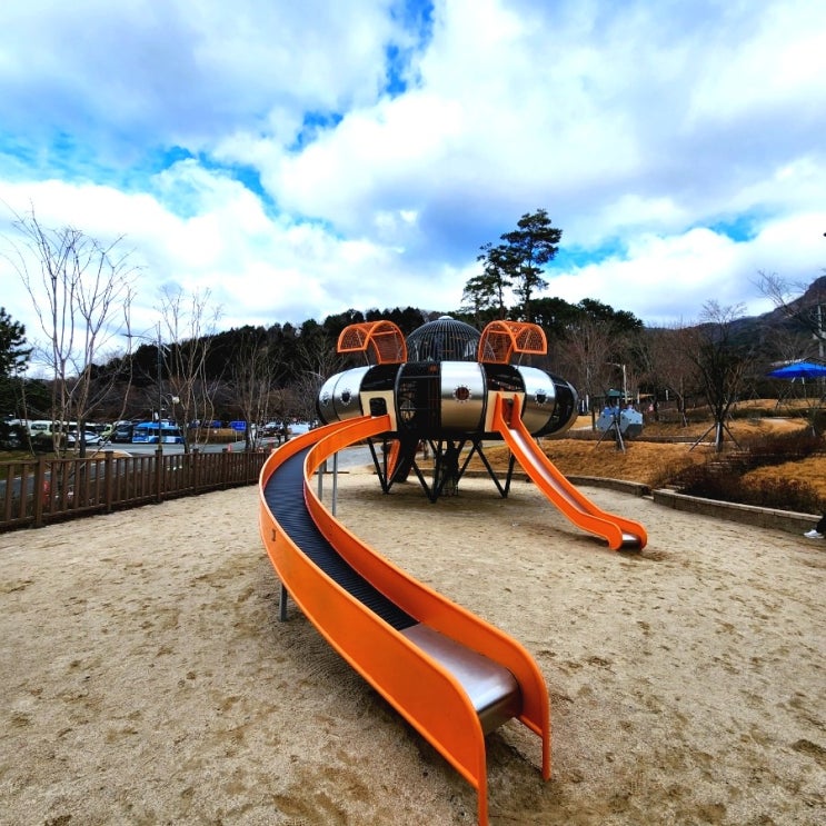  창원아이랑체험,창원대형놀이터, 창원신상놀이터 진해 <우주최고봉놀이터> 강추-!