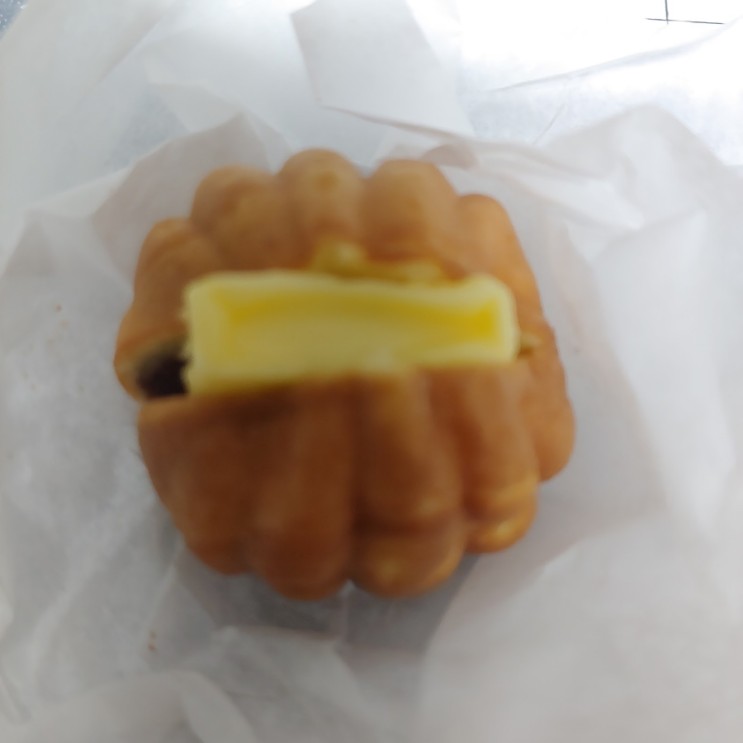 강남 논현동에서 파는 복호두 과자를 먹어 보았습니다