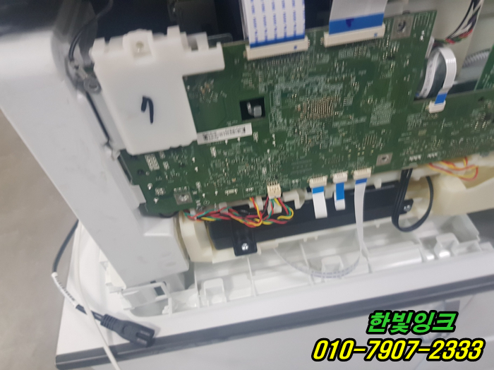 김포 장기동 HP7740 무한잉크 프린터수리 펌웨어 다운 도중 멍때리는 증상 무칩메인보드 교체 설치 작업