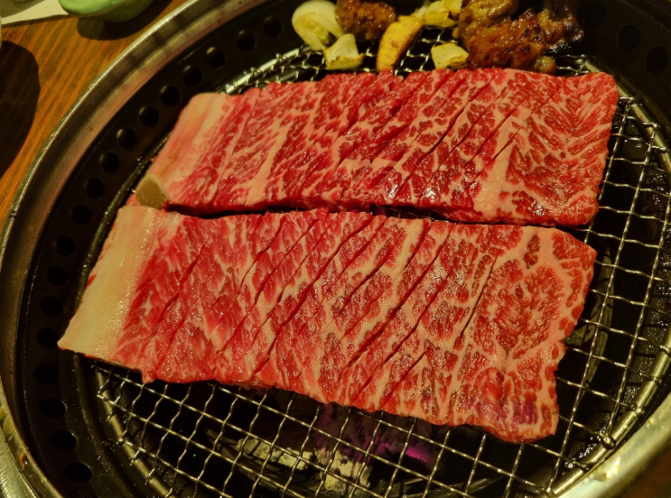 오산 상견례 추천 소갈비 전문점 우설화 오산시청점 한정식 경기도 소고기 룸식당 가족모임 돌잔치 조용하고 고급스러운 외식 고깃집 맛집 한우 생갈비 갈비찜 동탄 오산역 오산오색시장 오산 상견례 추천 소갈비 전문점 우설화 오산시청점 한정식 경기도 소고기 룸식당 가족모임 돌잔치 조용하고 고급스러운 외식 고깃집 맛집 한우 생갈비 갈비찜 동탄 오산역 오산오색시장