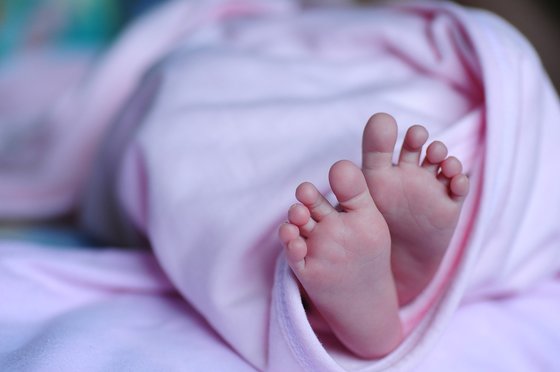 투석액 섞던 간호사, 아기 낳았더니 뇌질환…태아산재법 첫 인정