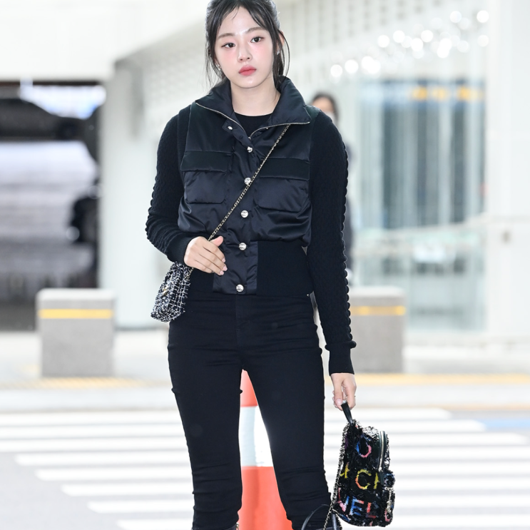  뉴진스 민지 공항패션 20대 여자 명품 가방 브랜드 샤넬 미니 백팩 추천