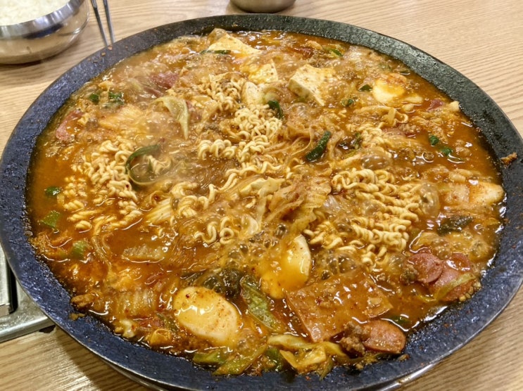 [경기도 군포] 산본 현지인 맛집 두꺼비부대찌개