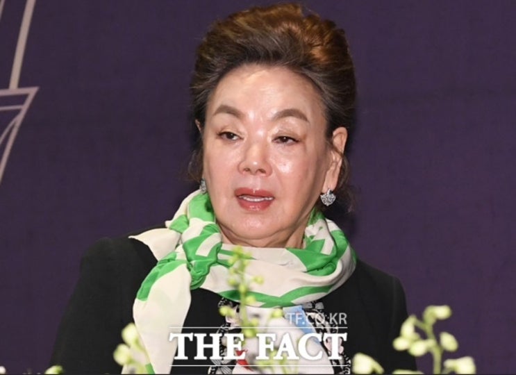 <b>배우 김수미</b>, 식품 회사 '나팔꽃F&B' 횡령 혐의 피소?... 
