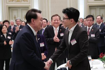 윤석열 <b>대통령</b>, 생중계 5차 <b>민생토론회 불참</b>…한동훈 거취... 