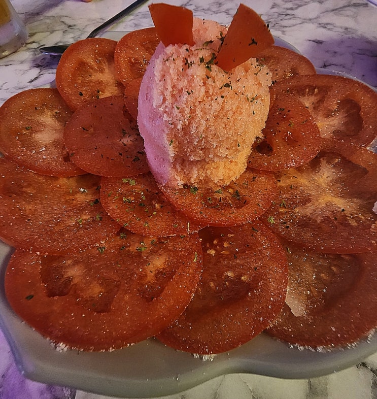  군자 가식펍 - 토마토로 마법을 부리는 간판 없는 군자 술집??